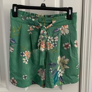 Dr2 Green Floral Tie Waist Shorts